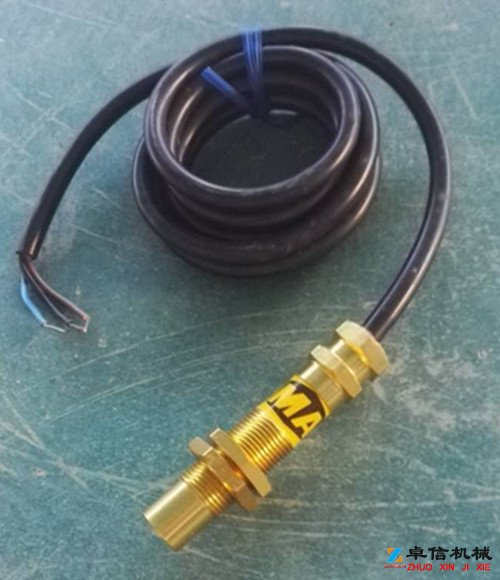 ZS-01磁阻式转速传感器B-MC-55转速开关 ZS-01磁阻式转速传感器B-MC-55转速开关